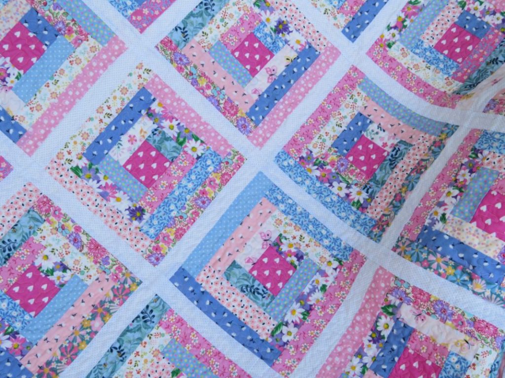 Log Cabin Scrap&nbsp;Quilt