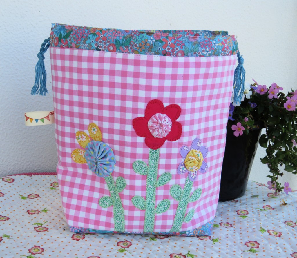 Back of the Retro Bag